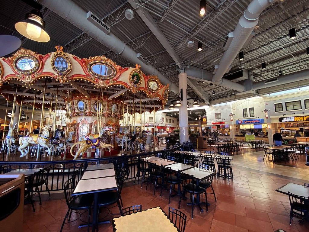 Broadway Marketplace in Tempe, AZ