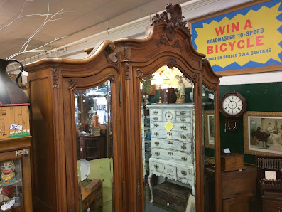 Sanford Antique Mall photo 4
