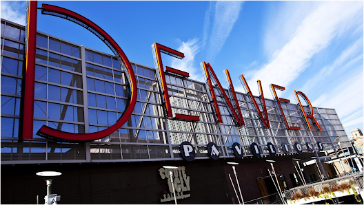 Denver Pavilions photo 5