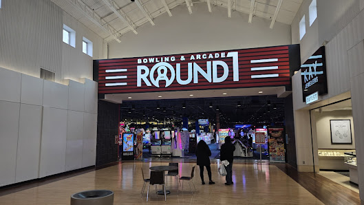 Gurnee Mills photo 2