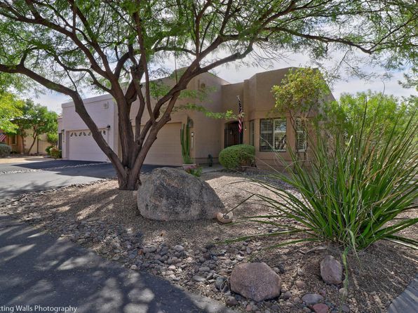 Carefree Marketplace in Carefree, AZ
