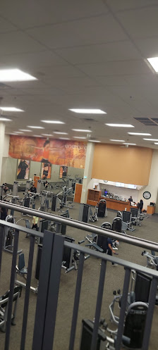 Niagara Falls Plaza photo 2