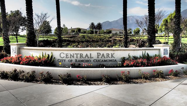 Central Park Plaza in Lakeland, FL