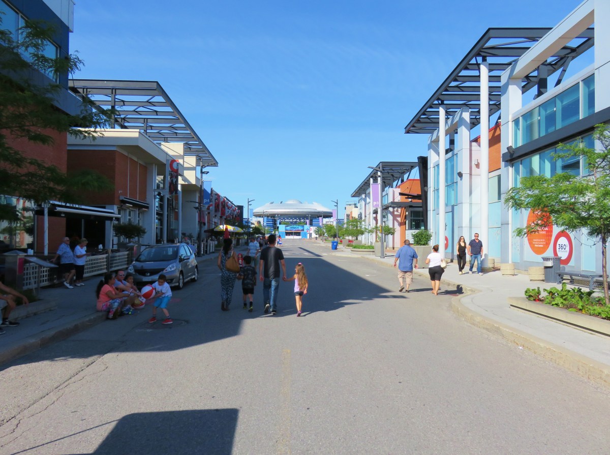 Centropolis in Laval, QC