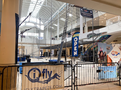 The Mall at Robinson photo 4