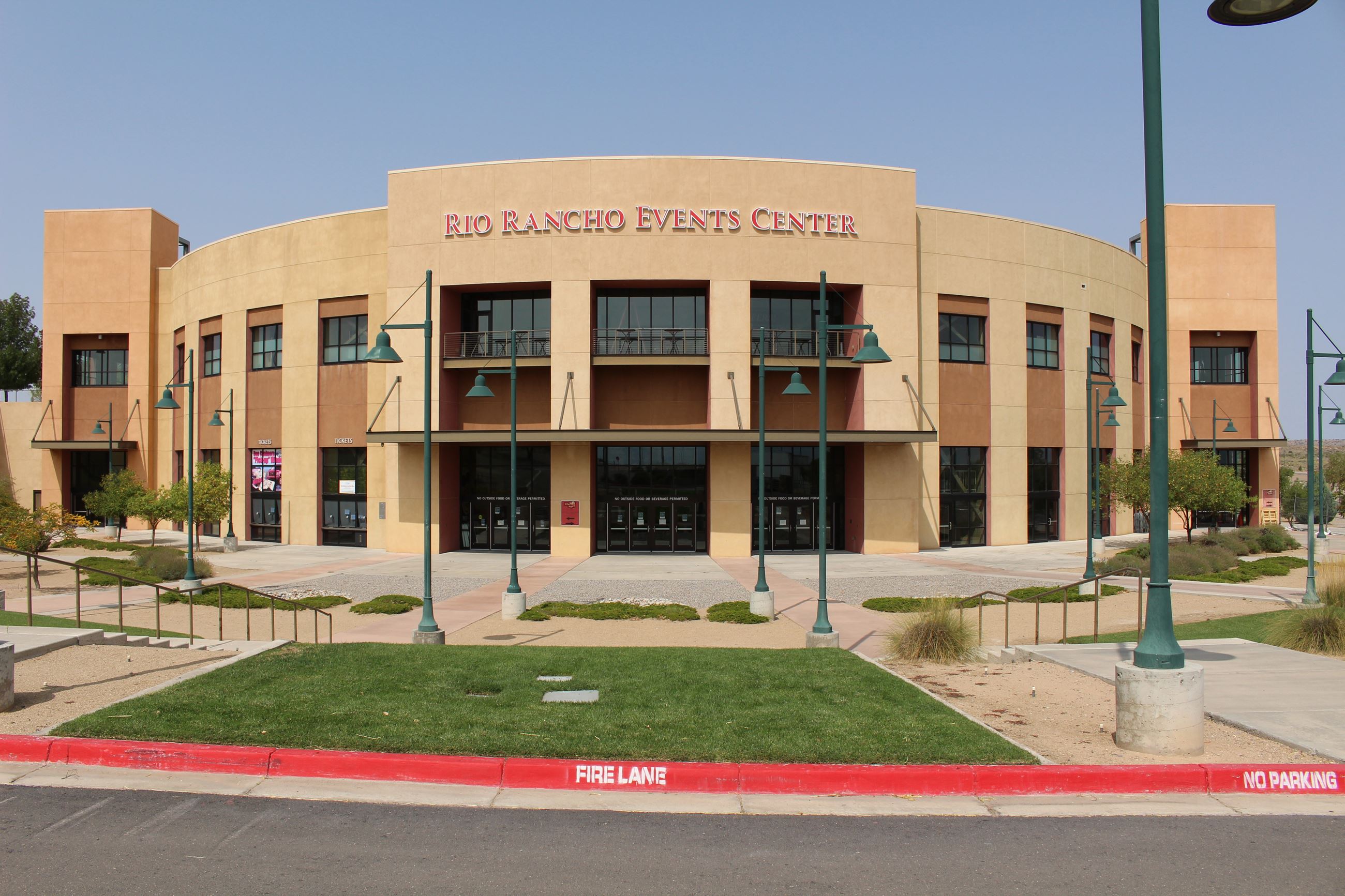 Country Club Center in Rio Rancho, NM