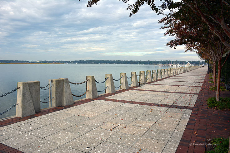 Cross Creek Plaza in Beaufort, SC