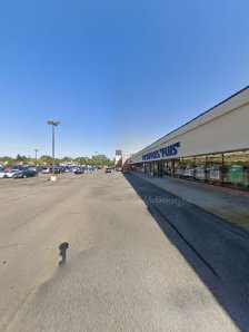Turtle Creek Shopping Center photo 4