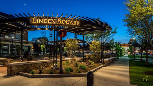 Linden Square photo 1