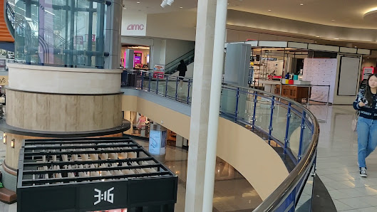 Stonebriar Centre photo 4