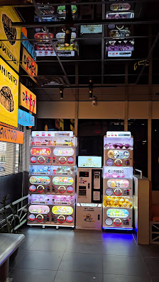 Village Pointe Shopping Center photo 2