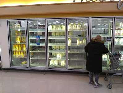 Governor Francis Shopping Center photo 4