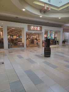 Tiverton Plaza photo 1