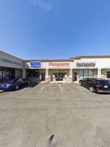 Tiverton Plaza photo 4