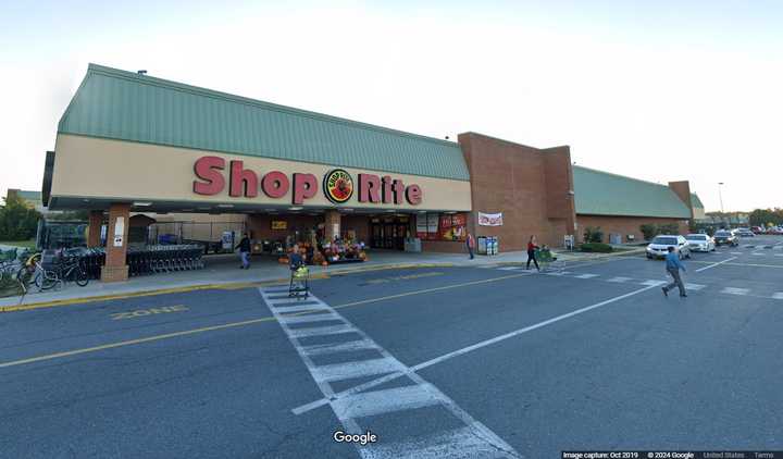 English Creek Shopping Center in Egg Harbor Township, NJ