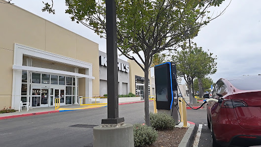 Carlsbad Plaza South photo 3
