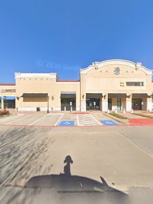 Las Colinas Plaza photo 7