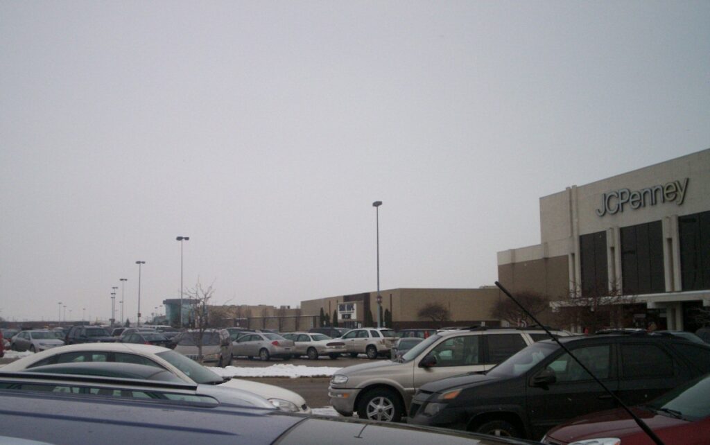Fashion Square Mall in Saginaw, MI