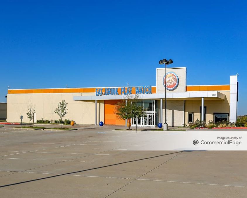 Glade Parks in Euless, TX