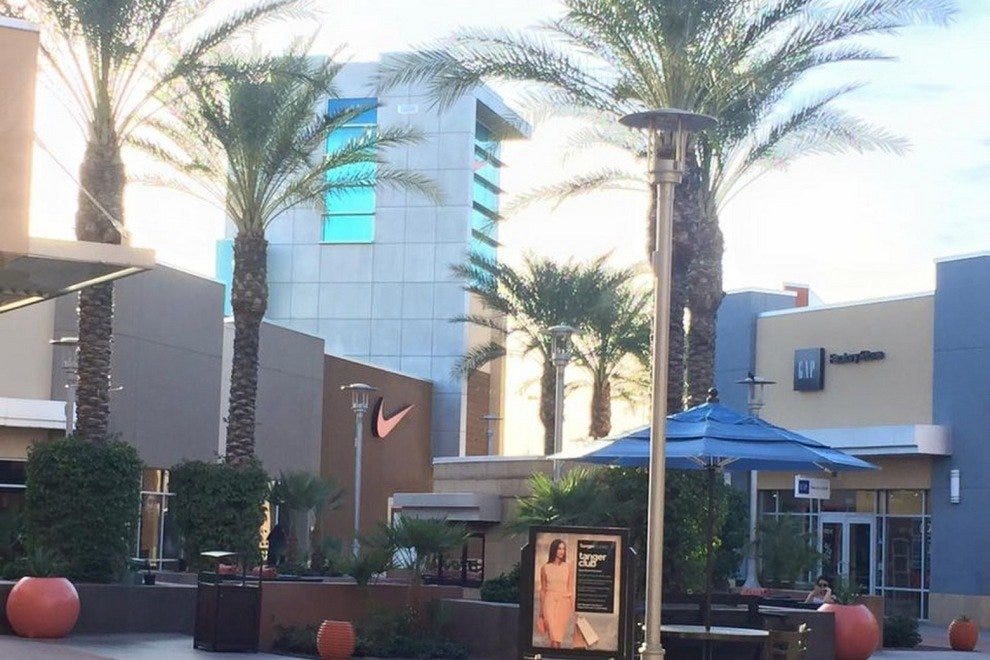 Glendale Center in Glendale, AZ