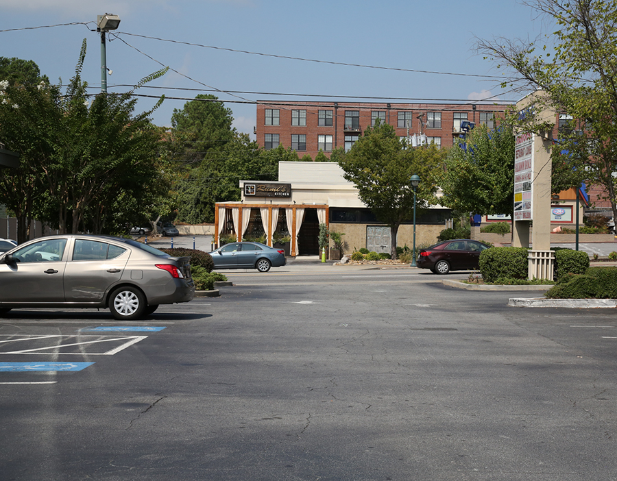 Hammond Springs Shopping Center in Sandy Springs, GA