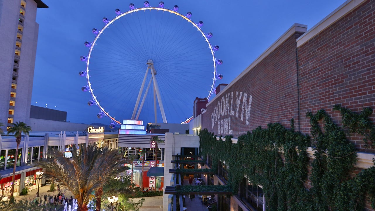 Harmon Square in Las Vegas, NV