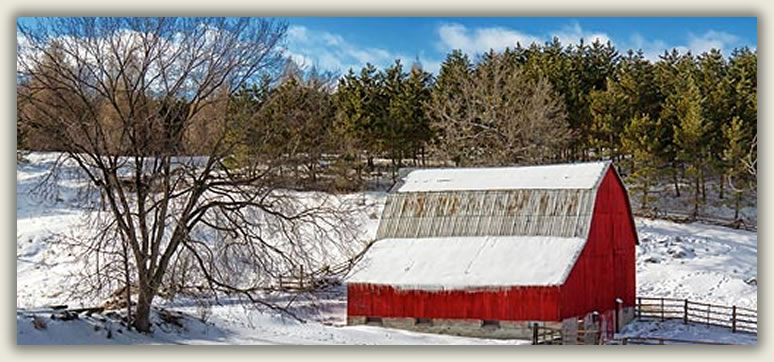 Hartbrook Mall in Hartland, WI