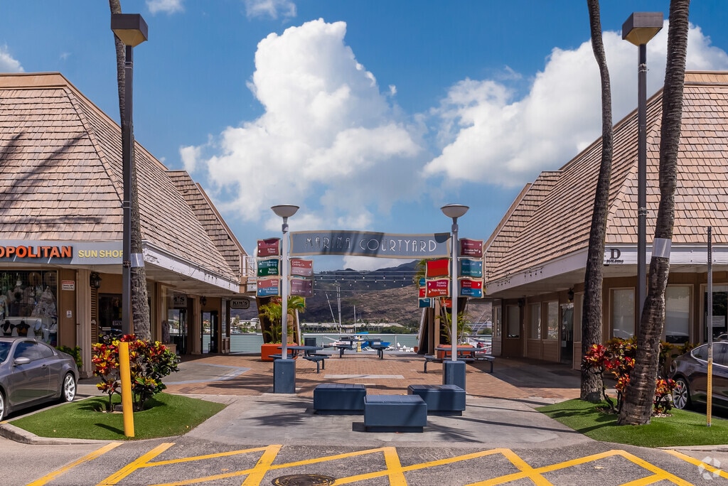 Hawaiʻi Kai Towne Center in Honolulu, HI
