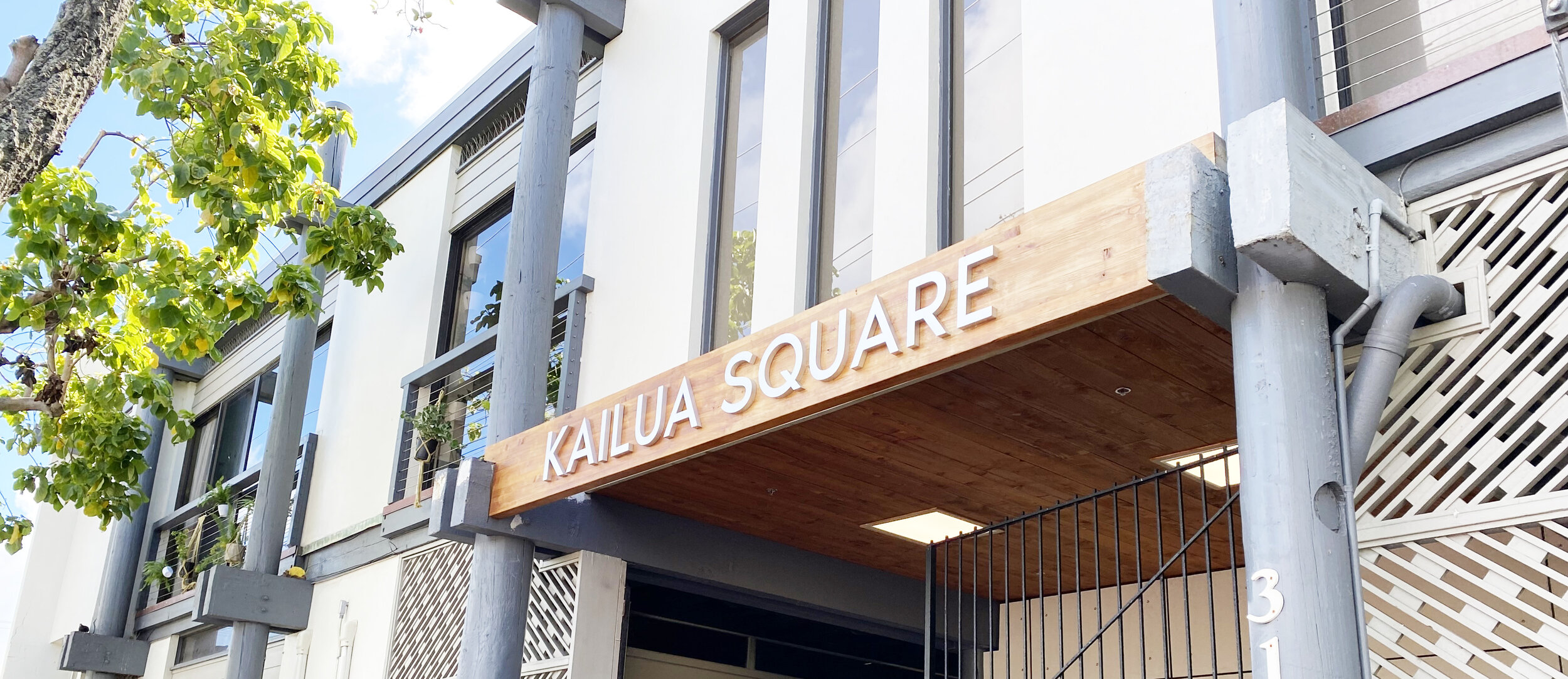 Kailua Square in Kailua, HI