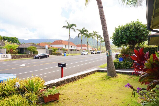 Kailua Town Center in Kailua, HI