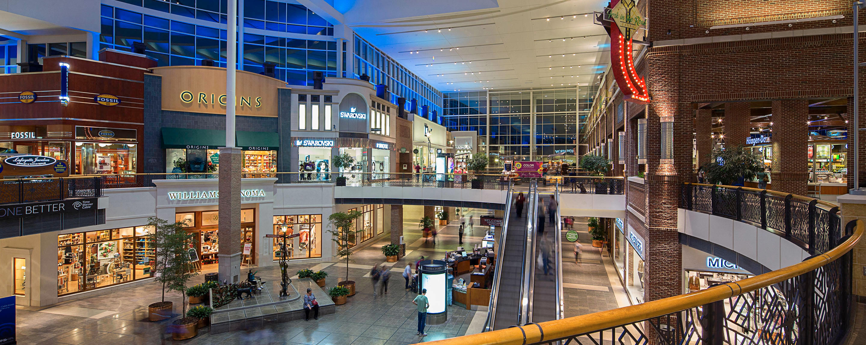 Lakewood Shopping Center in Huntsville, AL