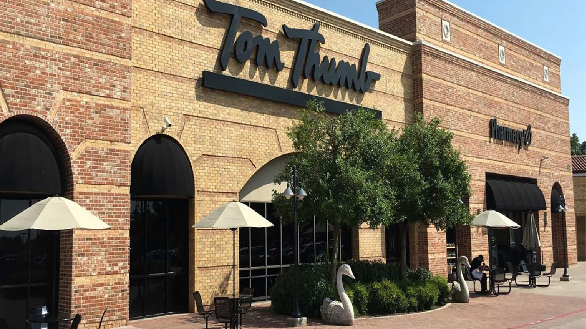 Las Colinas Plaza in Irving, TX
