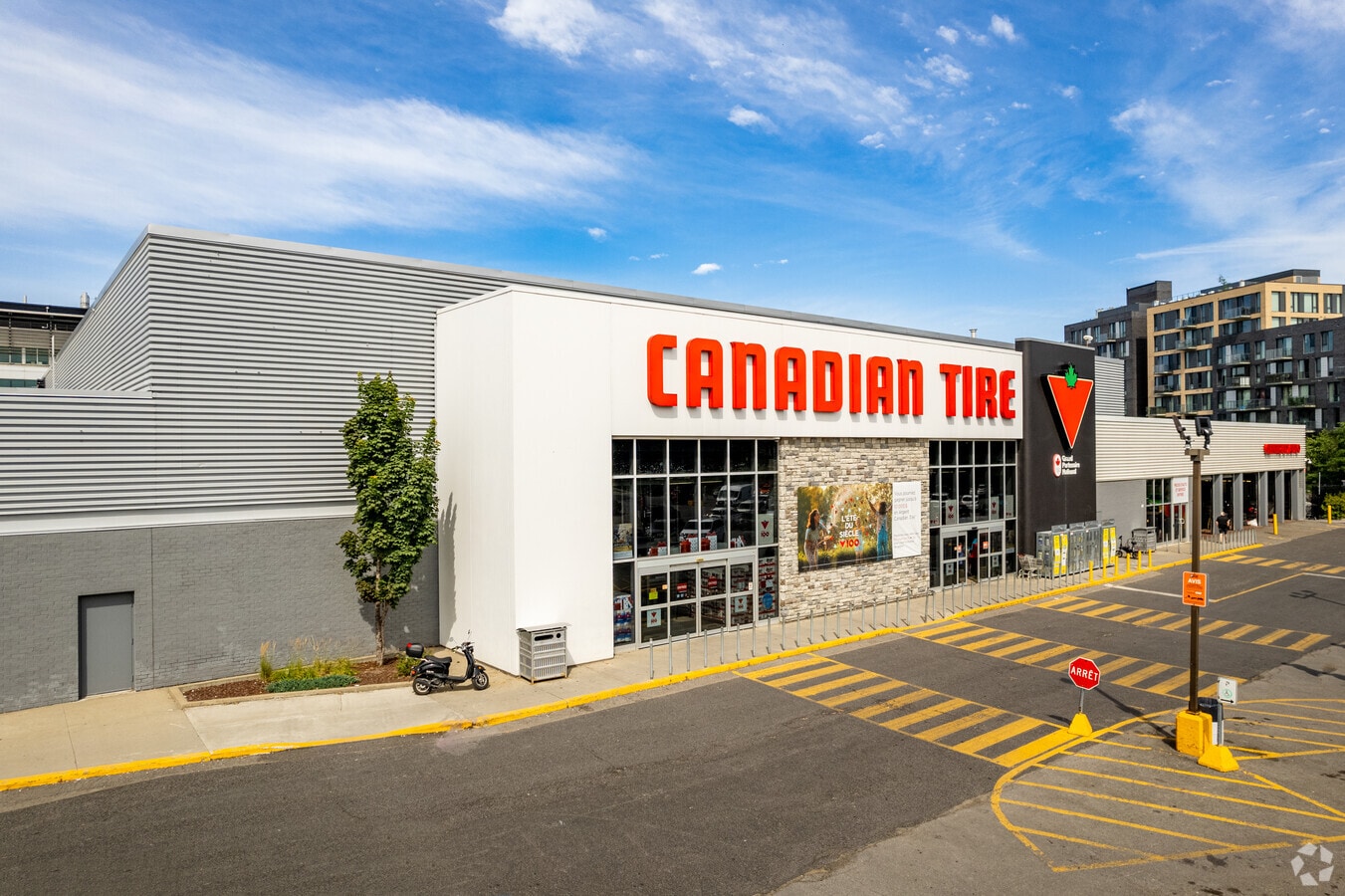 Le Centre Sherbrooke in Sherbrooke, QC