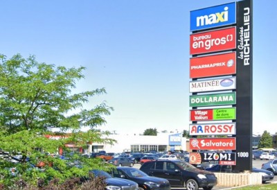 Les Galeries Richelieu in Saint-Jean-sur-Richelieu, QC