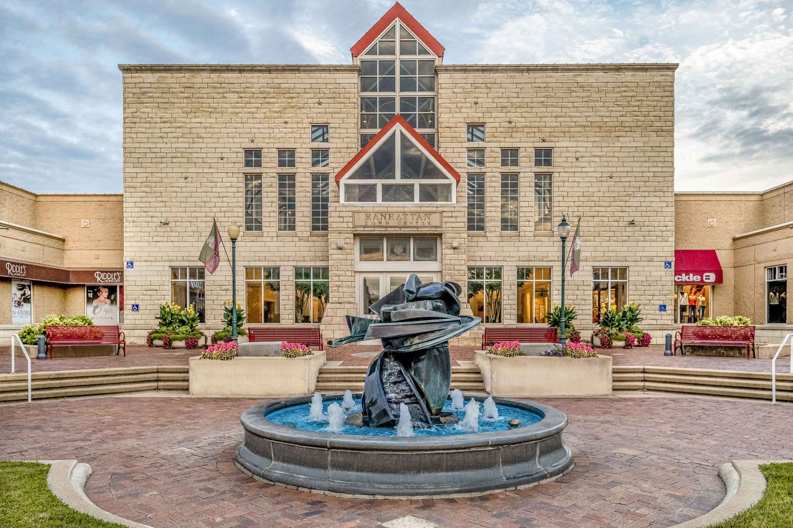 Manhattan Town Center in Manhattan, KS