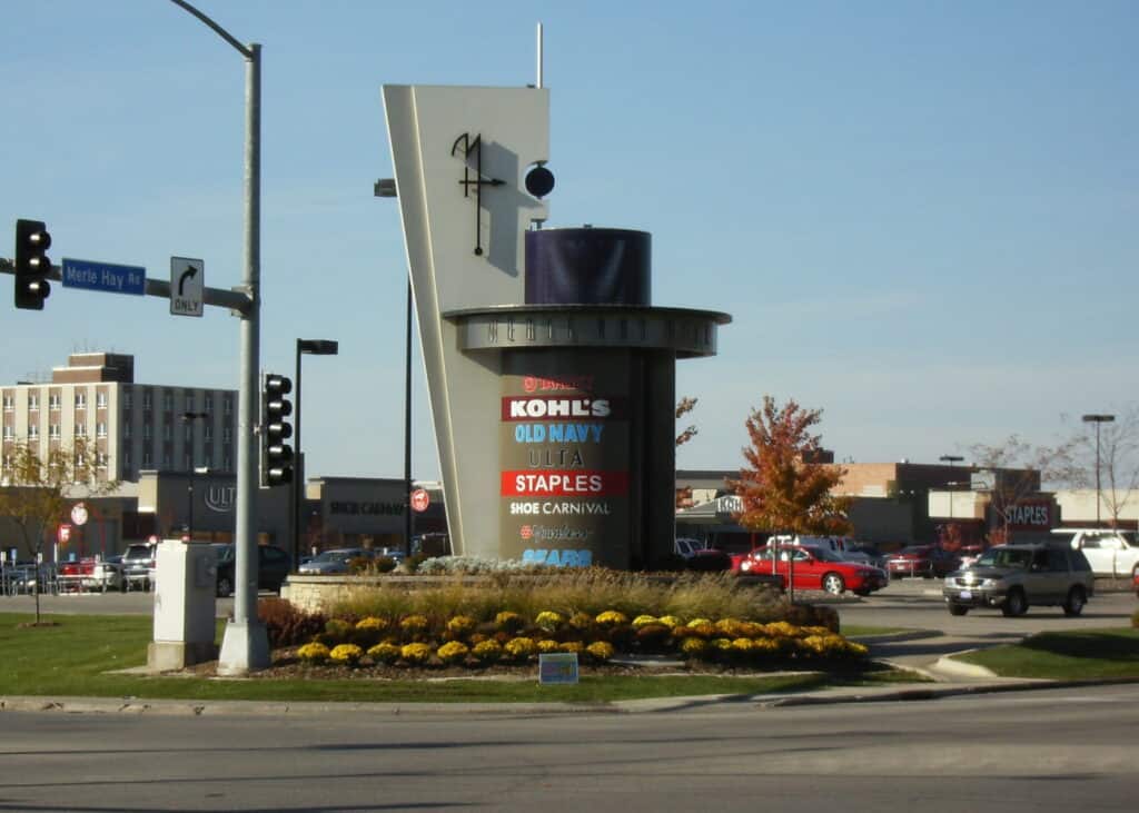 Merle Hay Mart in Des Moines, IA