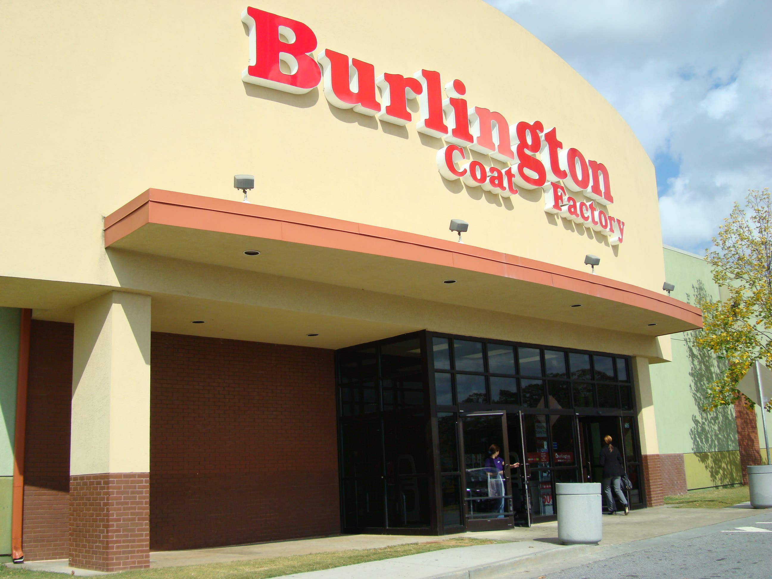 Merton Walk Shopping Center in Lawrenceville, GA