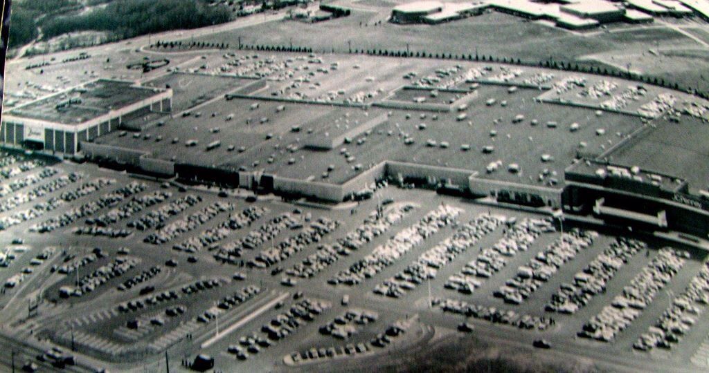 Midstate Mall in East Brunswick, NJ