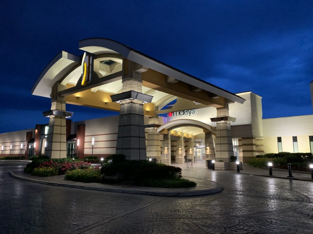 Midtown Shopping Center in Mobile, AL
