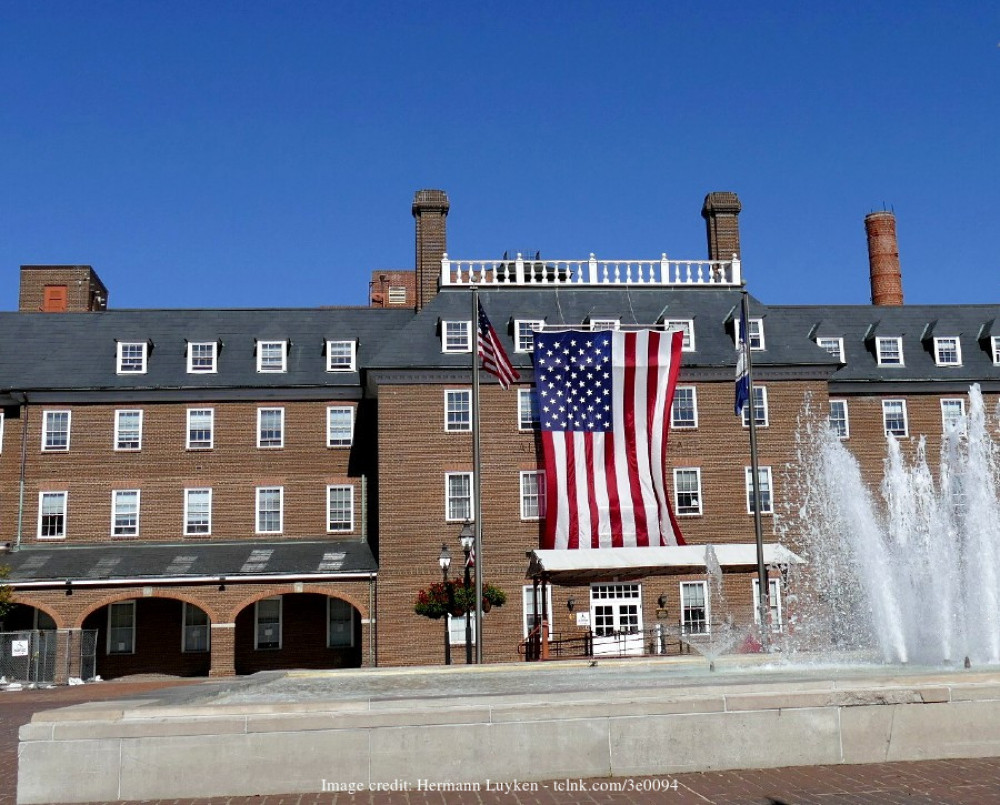 Mount Vernon Village Center in Alexandria, DC