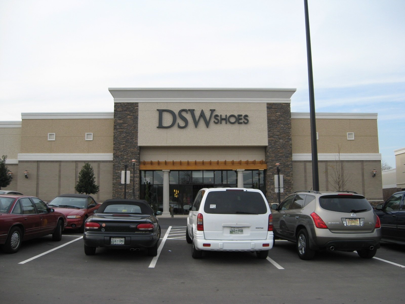 Nashville West Shopping Center in Nashville, TN