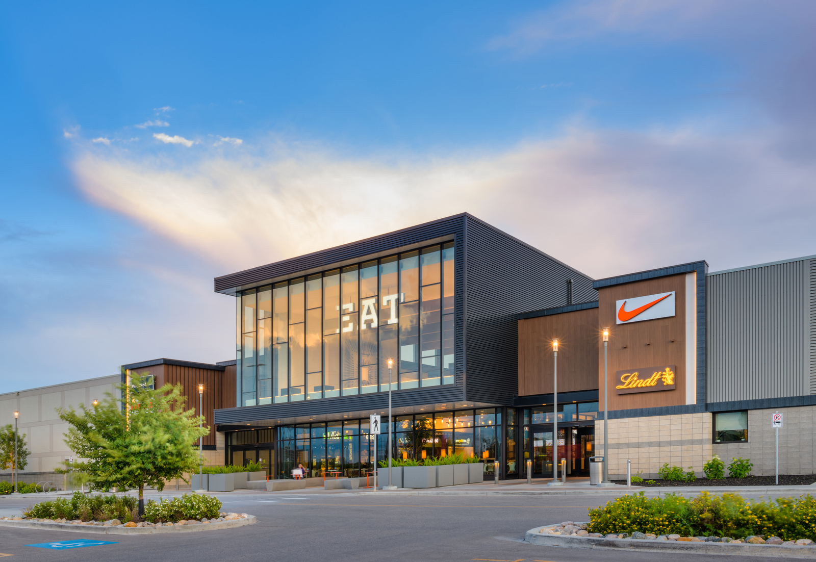 Outlet Collection Winnipeg in Winnipeg, MB