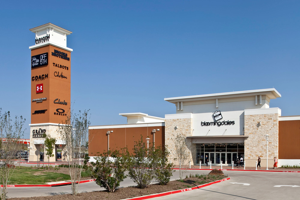 Parkway Plaza in Lawrence, KS