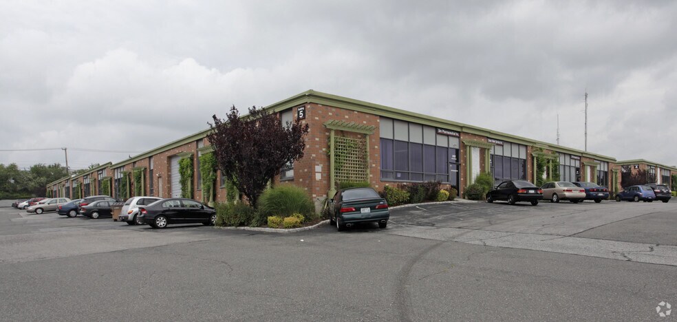 Plainview Centre in Plainview, NY