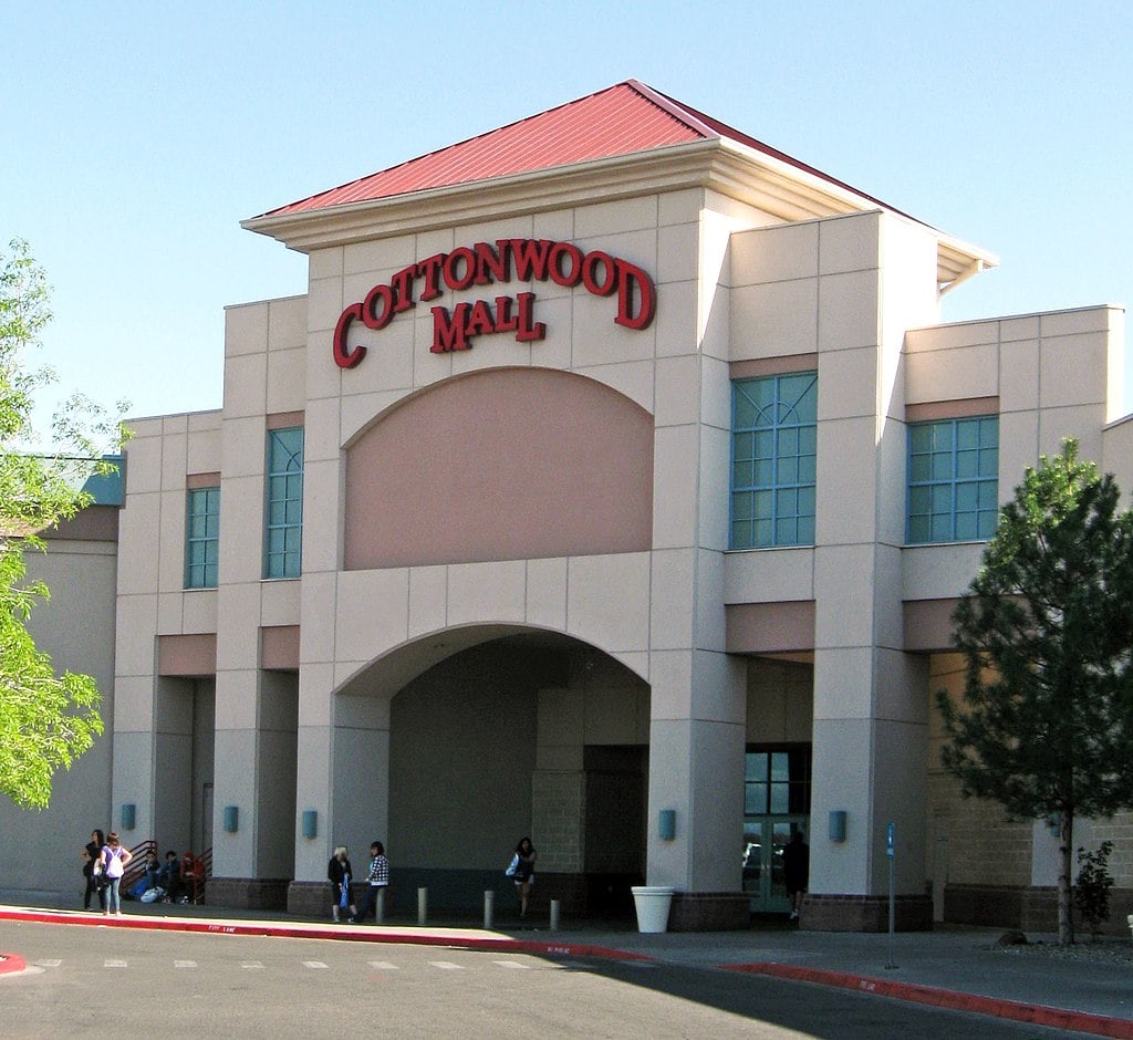 Plaza Paseo Del Norte in Albuquerque, NM