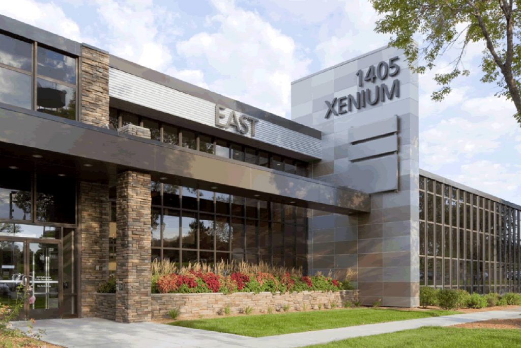 Plymouth Corporate Center in Plymouth, MN
