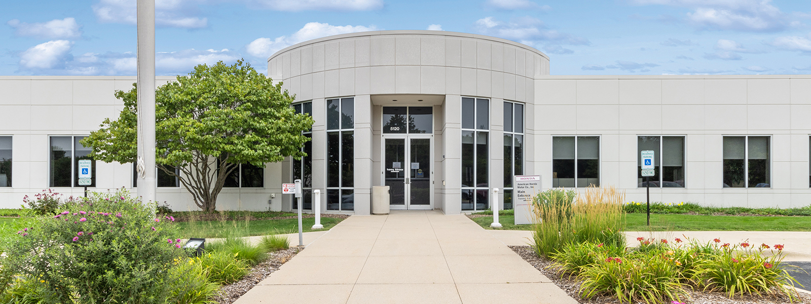Poplar Prairie Stone Crossing in Hoffman Estates, IL