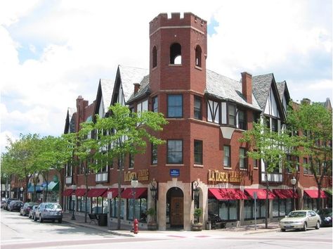 Ridge Plaza in Arlington Heights, IL