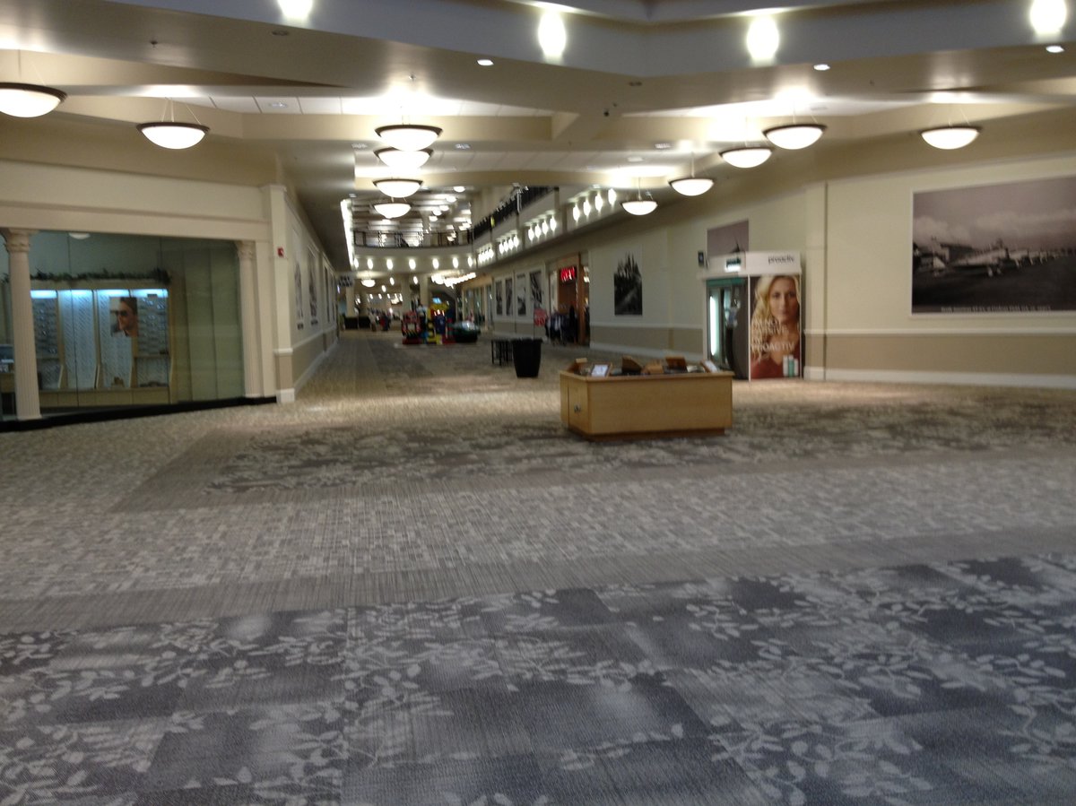 Rivergate Shopping Center in Macon, GA