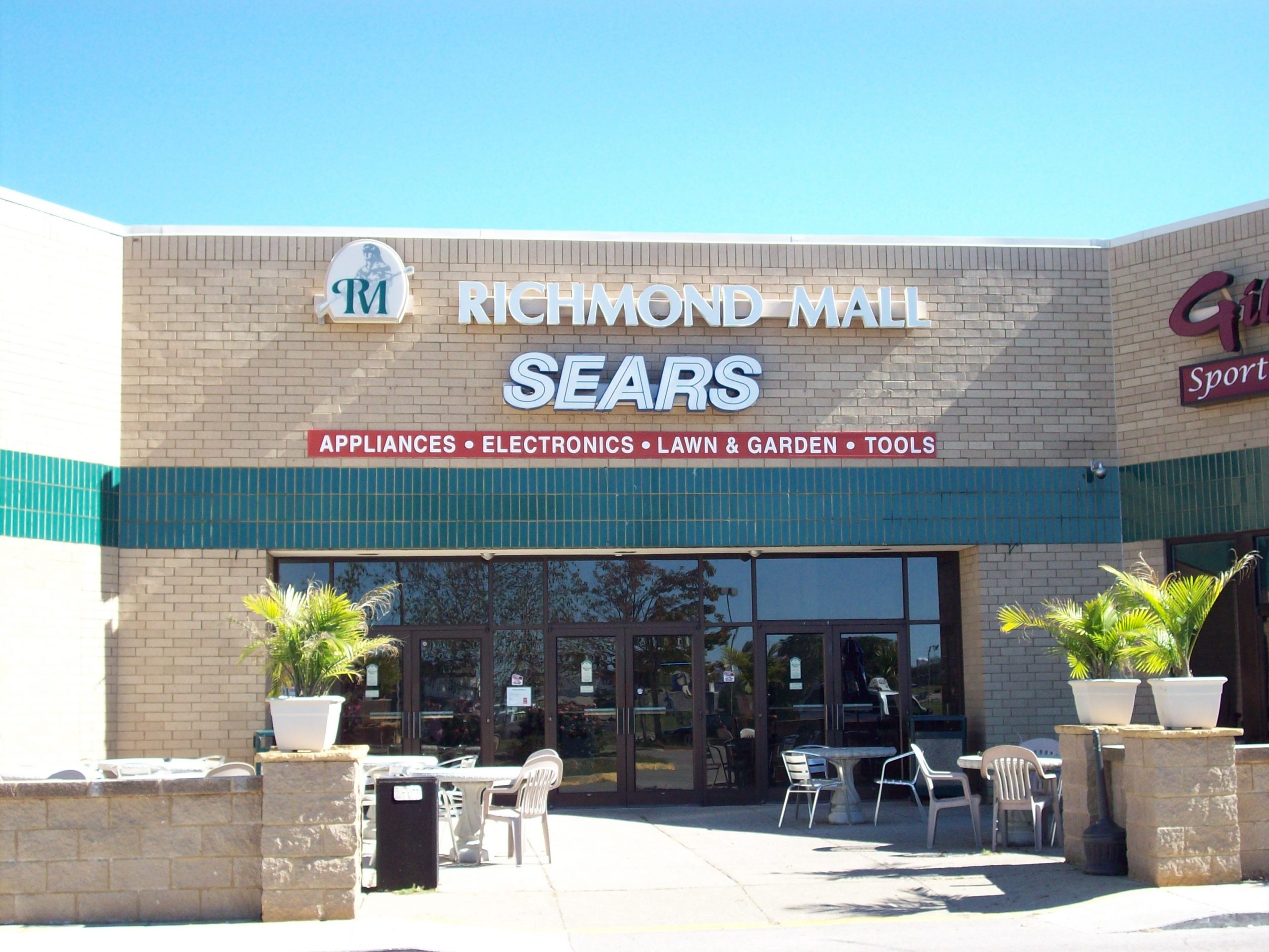 Southern Hills Plaza in Richmond, KY